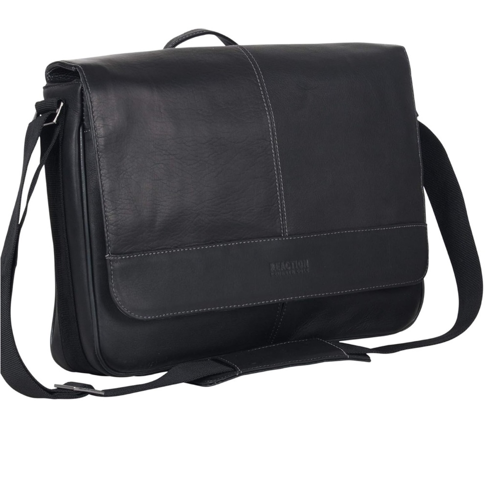 Kenneth Cole Risky Business slim Messenger Leather Bag